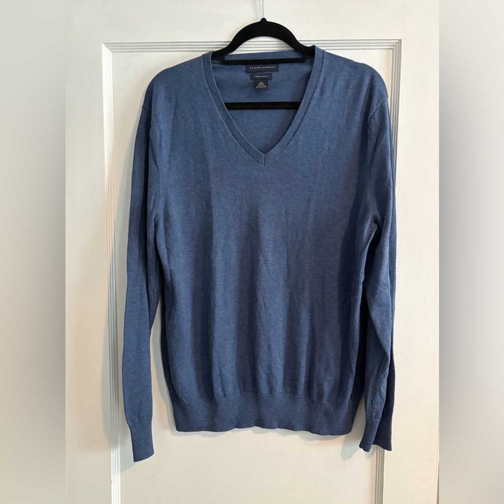 Men's Banana Republic Blue Luxury Blend V-Neck Sweater Size XL